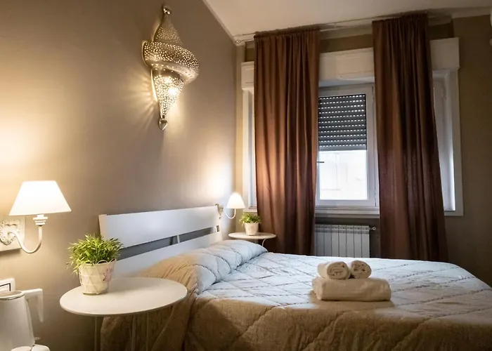 Cconforthotels Cavour Konukevi Bari