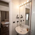 Cconforthotels Cavour Гостьовий будинок
