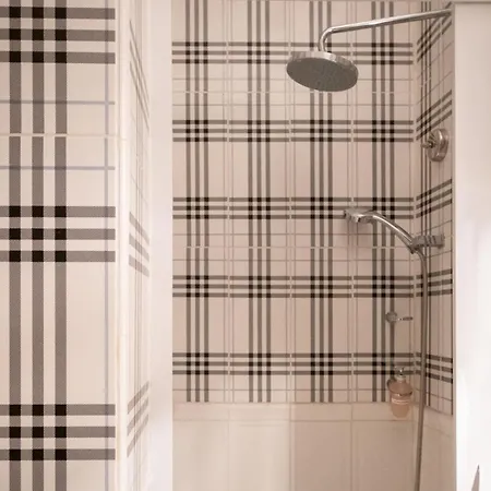 Cconforthotels R&b Cavour Bari