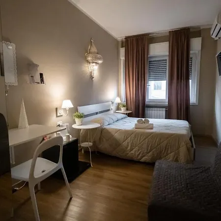 Cconforthotels Cavour 3* 바리