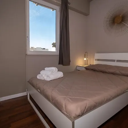 Cconforthotels Appartamento Cavour Πανσιόν 3*