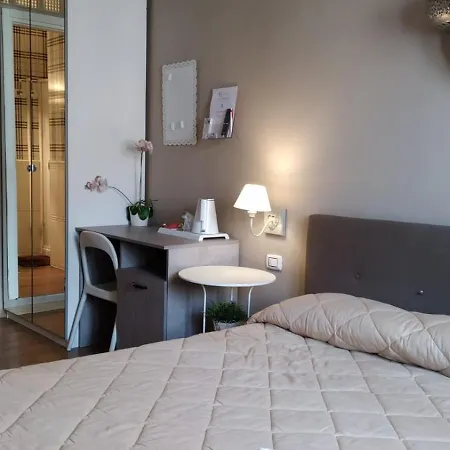 Pensión Cconforthotels Cavour
