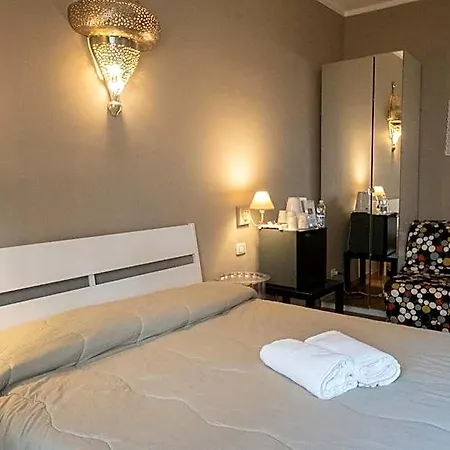 Cconforthotels Cavour Гостьовий будинок