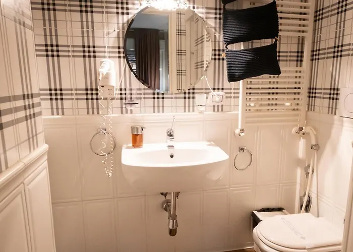 Pensjonat Cconforthotels Cavour 3*