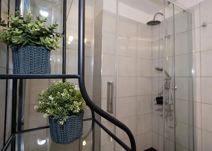 Cconforthotels Cavour 3* Bari