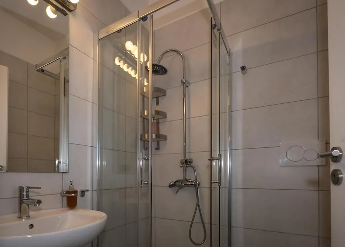 Cconforthotels Cavour Pensjonat Bari