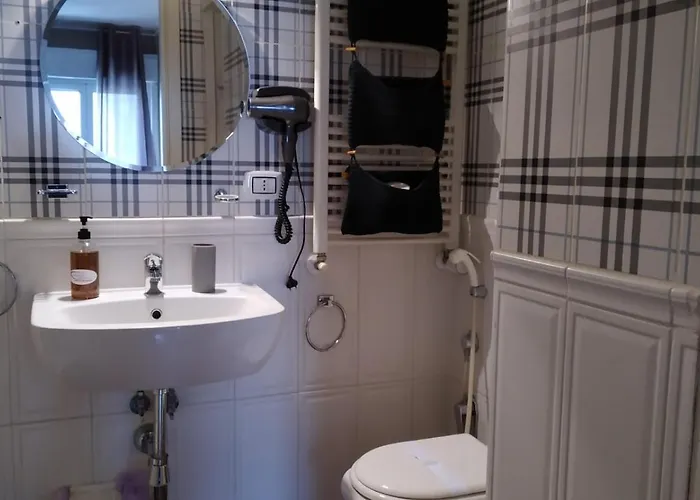 Pensjonat Cconforthotels Cavour Bari